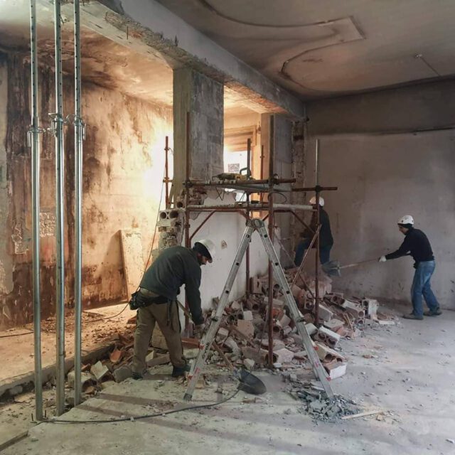 #garibaldi10
Giusto un anno fa sono iniziati i lavori di ristrutturazione per il nostro nuovo spazio, nel centro di Valdobbiadene… Un anno di impegni e sacrifici ma anche di sogni realizzati.
Non vediamo l’ora di farvi vedere il risultato finale!

www.agnesedesign.it
.
.
.
#agnesedesign #design #art #architecture #project #planning #building #italy #madeinitaly #interiordesign #arte #artwork #archilovers #luxury #arredamentointerni #forniture #fornituredesign #tessile #handmade